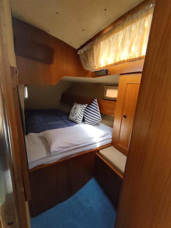 Dormire In Barca A Vela Маратеа Екстер'єр фото