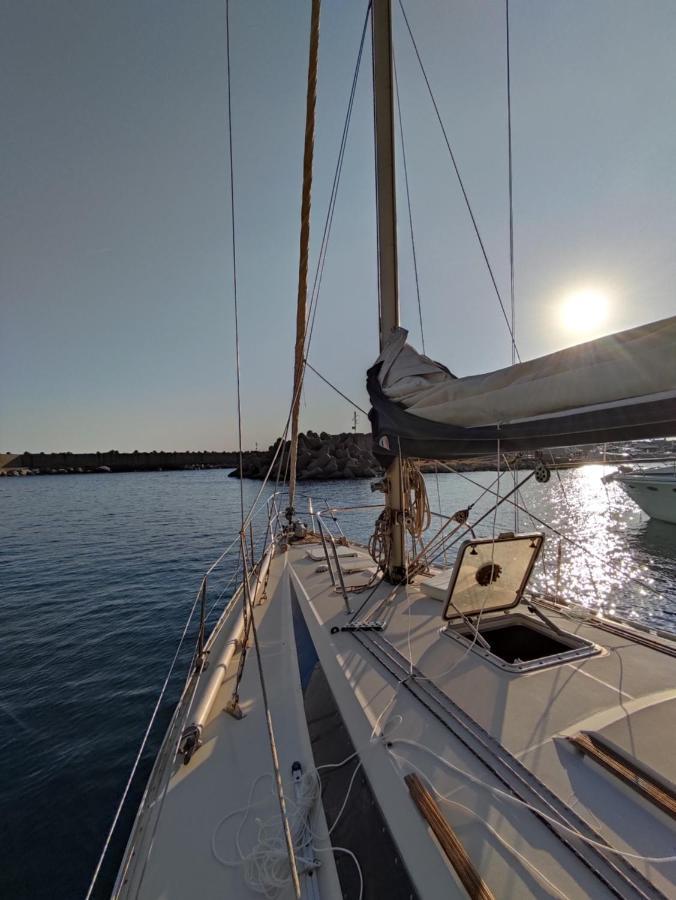 Dormire In Barca A Vela Маратеа Екстер'єр фото