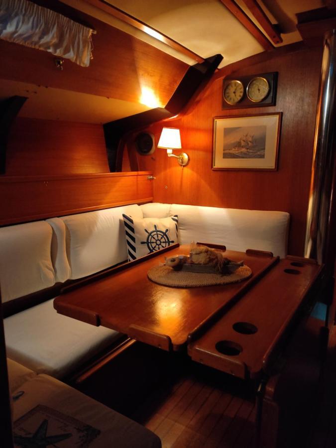 Dormire In Barca A Vela Маратеа Екстер'єр фото