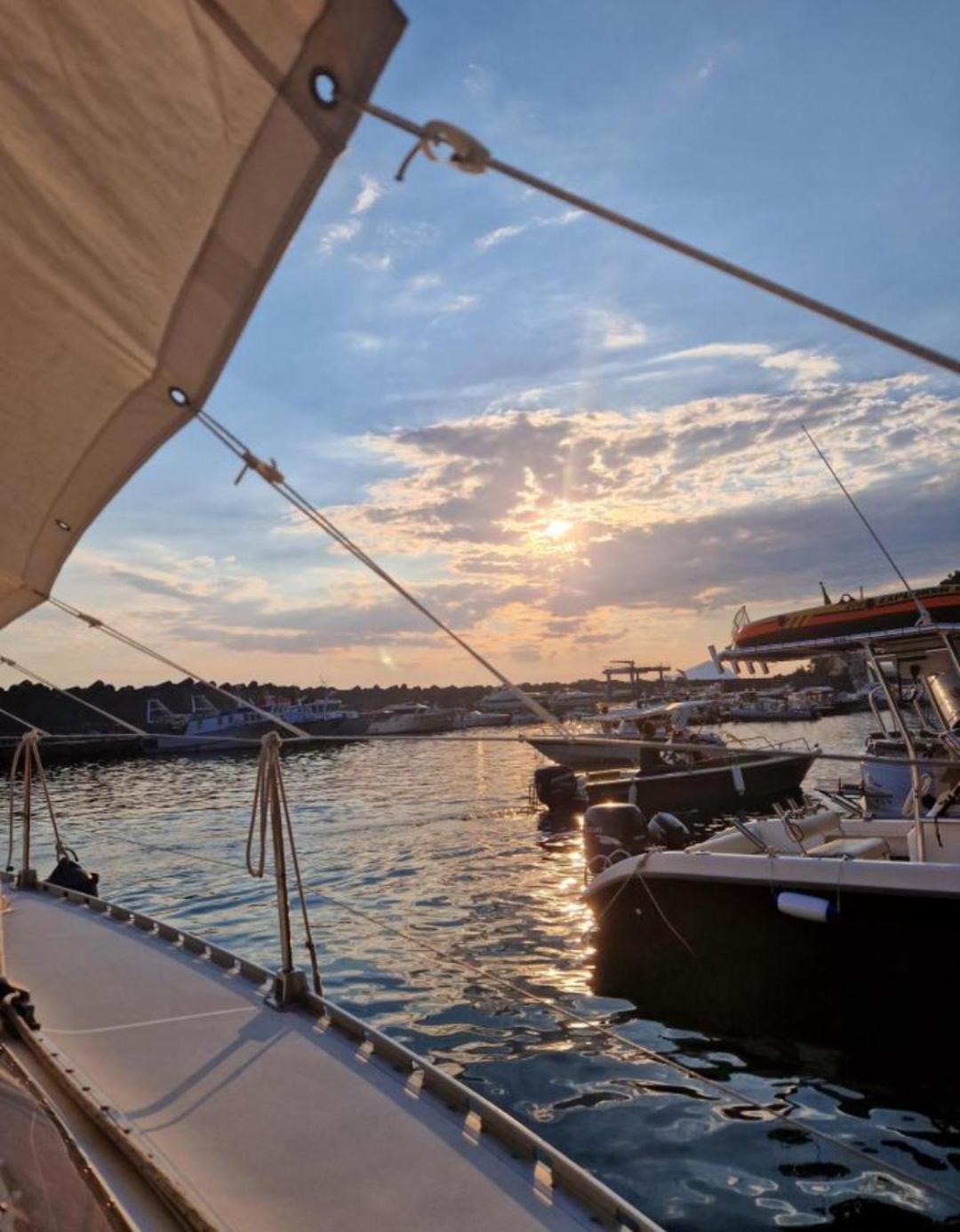 Dormire In Barca A Vela Маратеа Екстер'єр фото